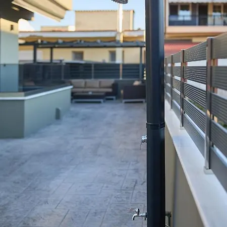 Oisymi Luxury * Néa Péramos