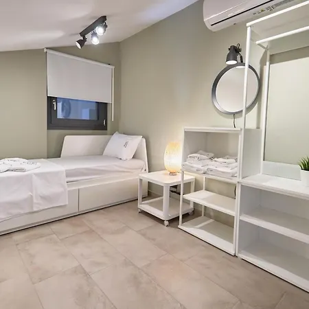 Lägenhet Oisymi Luxury Néa Péramos