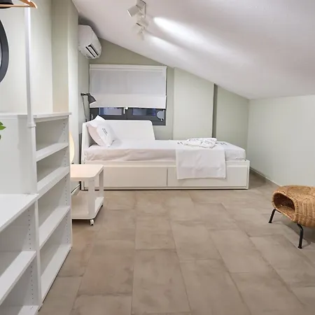 Oisymi Luxury * Néa Péramos