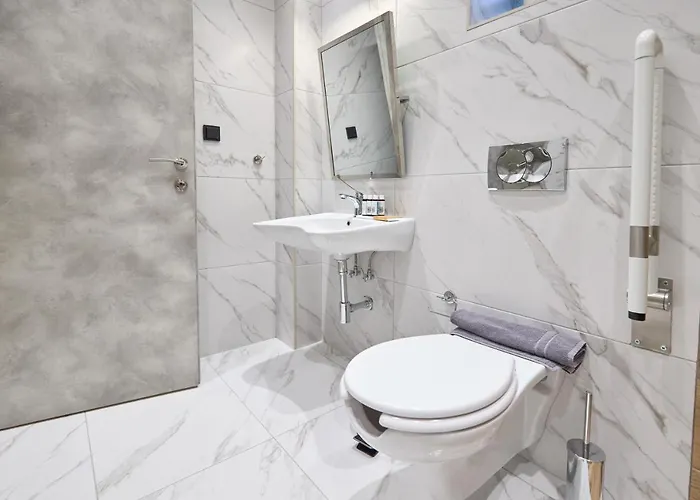 Oisymi Luxury * Néa Péramos