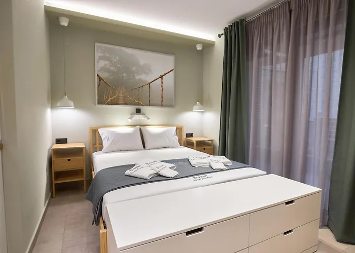 Oisymi Luxury Néa Péramos